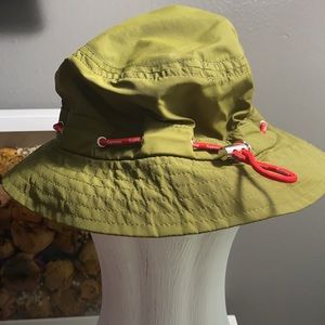 COPY - SUPREME bucket hat.